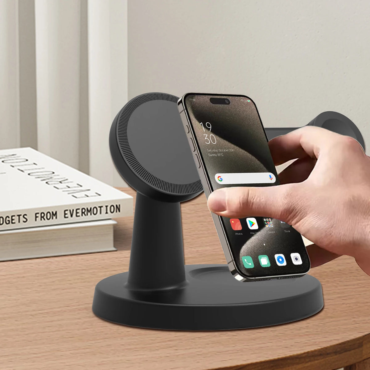 El Soporte de Carga Inalámbrico Tres en Uno para Teléfonos Móviles y Auriculares Ofrece Carga Rápida de 15W y Es Compatible con Relojes IOS