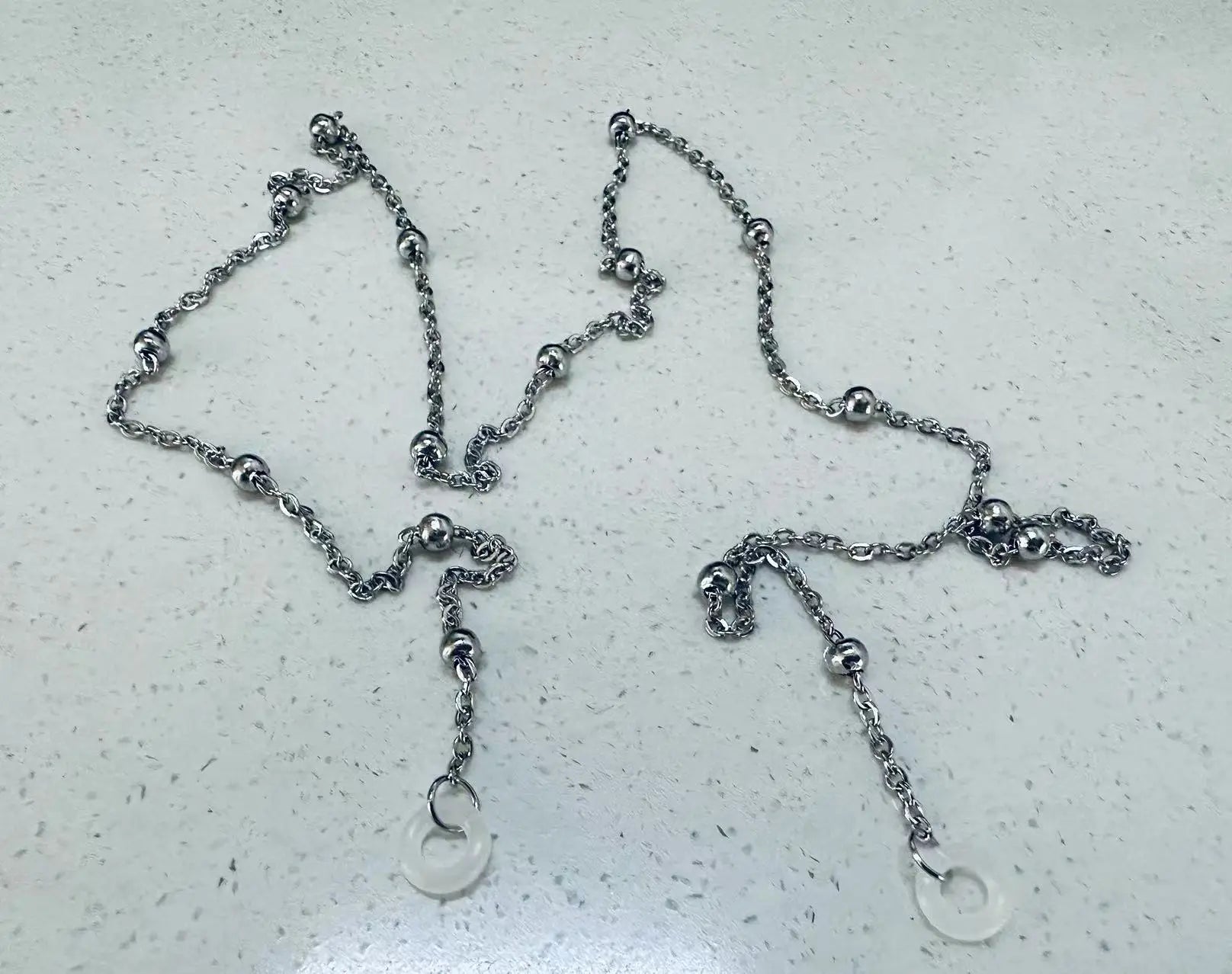 Cadena de auriculares antipérdida para AirPods, cadenas de auriculares a la moda, correa para auriculares inalámbricos para mujer, accesorios para collar de retención